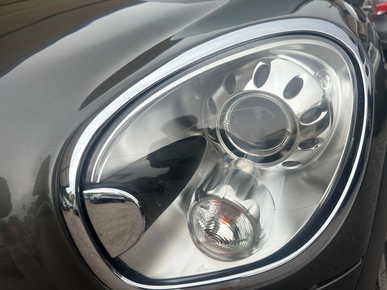 Mini Cooper D Countryman 2.0 Automatica/BI-XENON