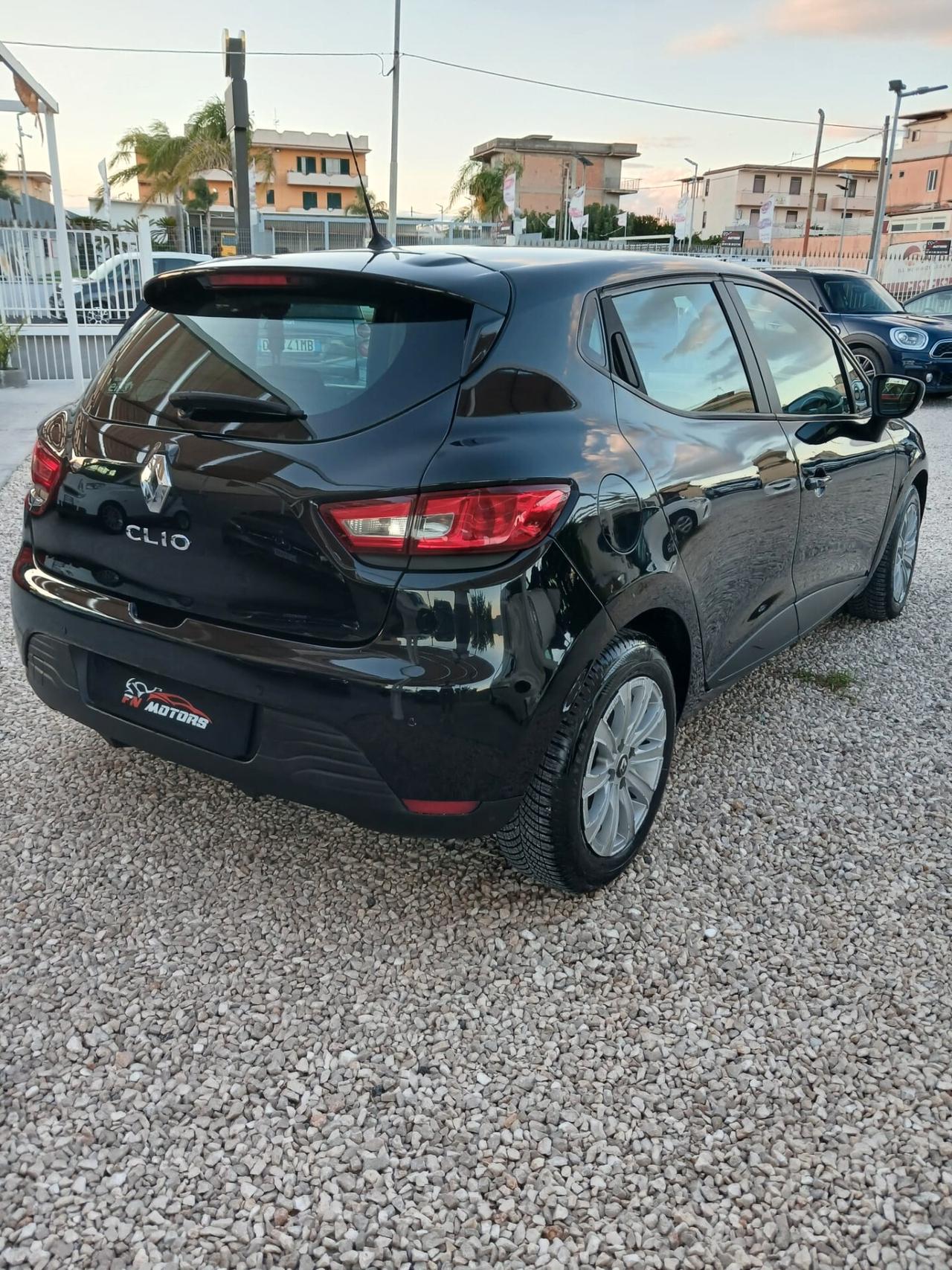 Renault Clio 1.2 75CV 5 porte Live