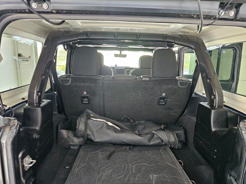 Jeep Wrangler Unlimited 2.2 Mjt II Night Eagle