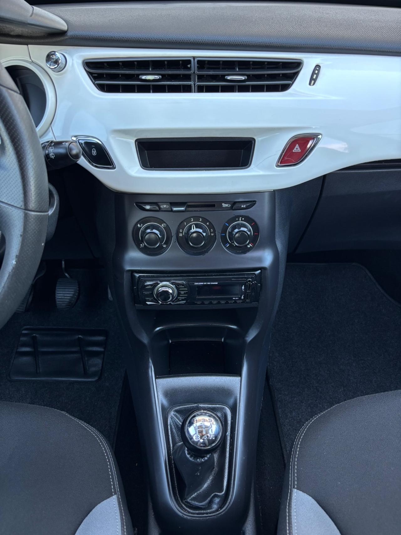 Citroen C3 1.1 benzina. Neopatentati. Garanzia