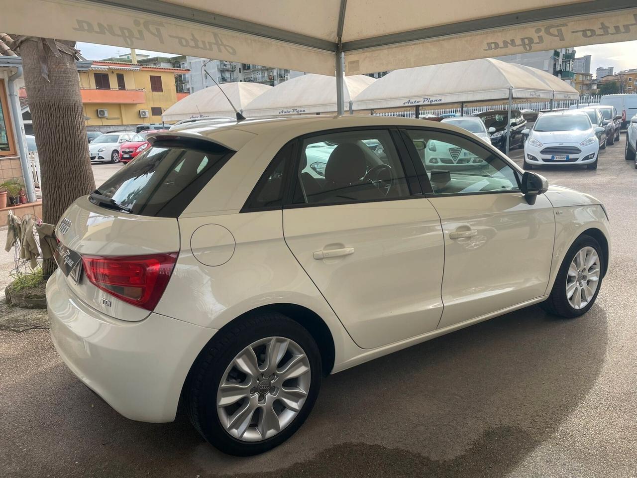 Audi A1 1.6 TDI S line edition plus