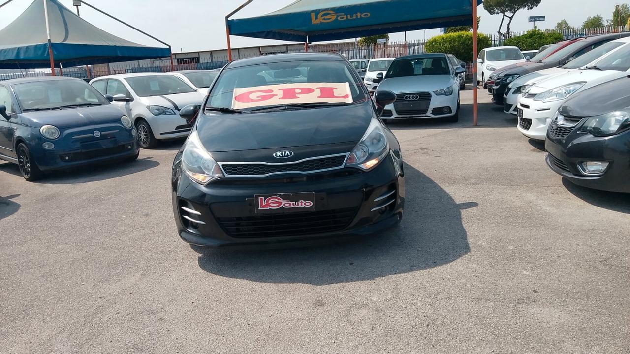 Kia Rio 1.2 benzina gpl