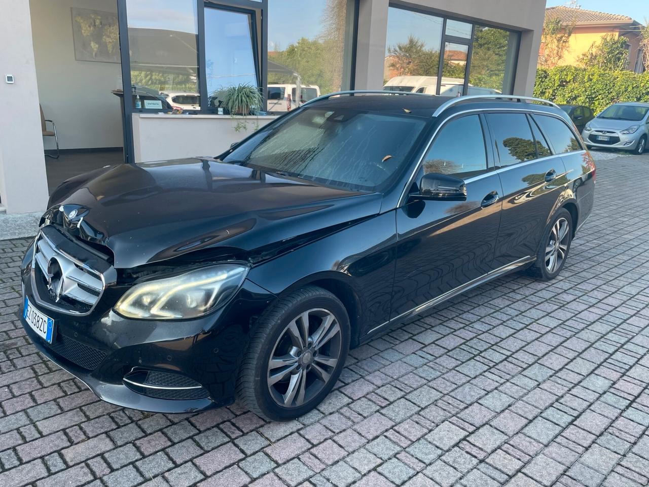 Mercedes-benz E 220 BlueTEC S.W. 4Matic Automatic Executive