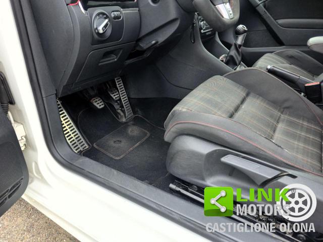 VOLKSWAGEN Golf 2.0 TSI 3p. GTI