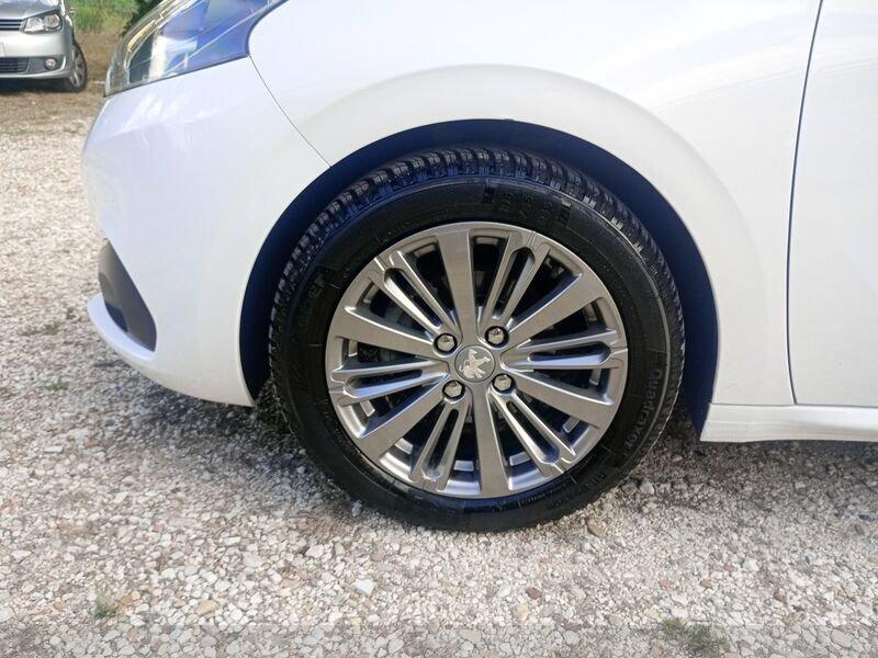 Peugeot 208 I 2015 Diesel 5p 1.6 bluehdi Active 75cv