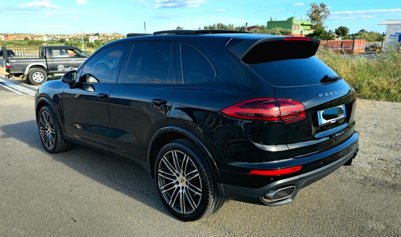 Porsche Cayenne 3.0 Diesel Platinum Edition