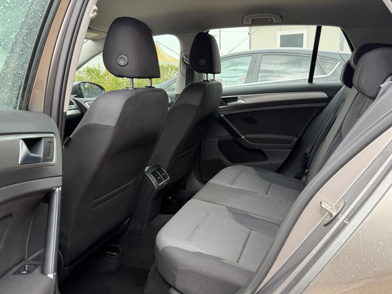 Volkswagen Golf 1.6 TDI 5p. Trendline BlueMotion Technology