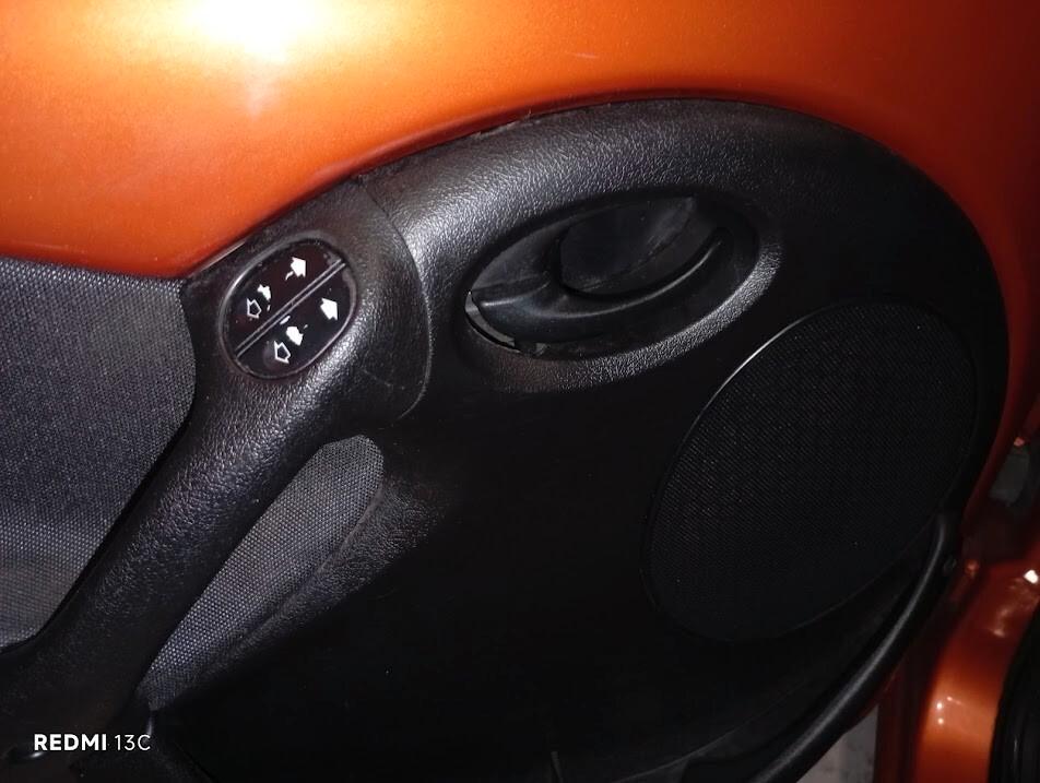 Ford Ka del 2003 benzina anche neopatentati