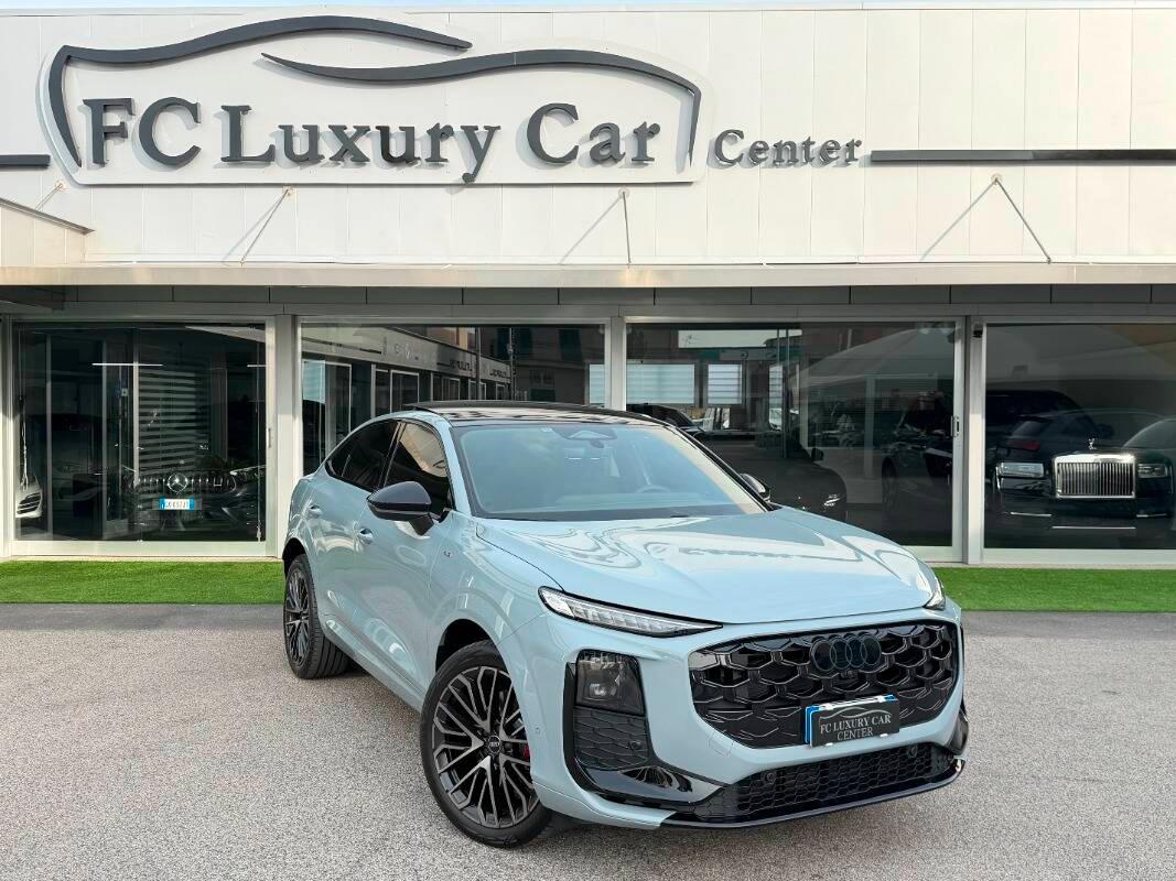 Audi Q3 Sportback 2.0 tdi S line edition 150cv s-tronic Grigio freccia perla