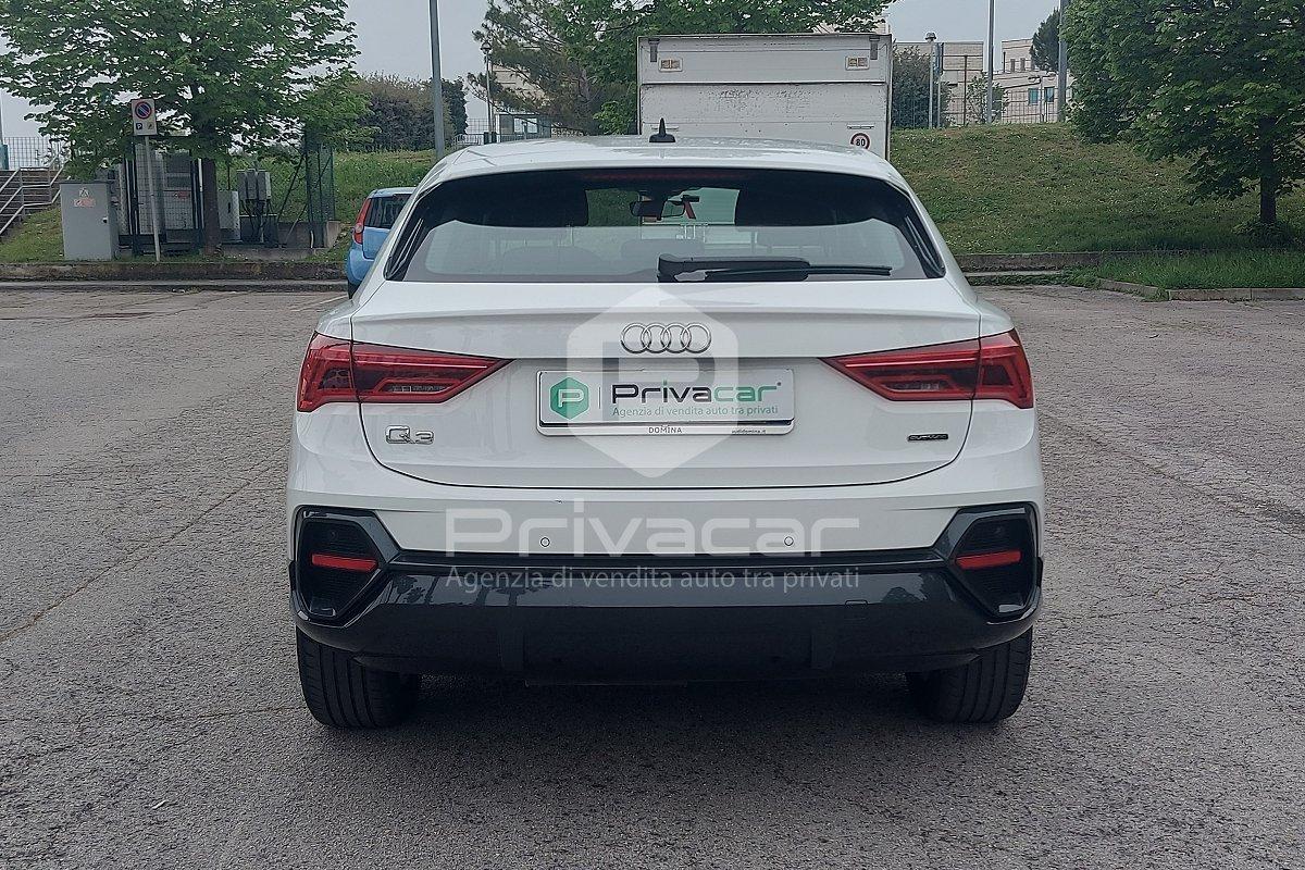 AUDI Q3 SPB 35 TDI quattro S tronic Business Plus