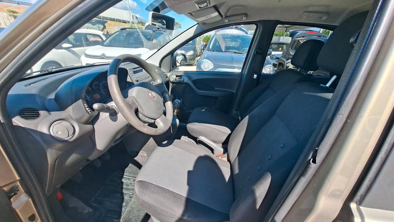 Fiat Panda 1.2 4x4 con gancio traino