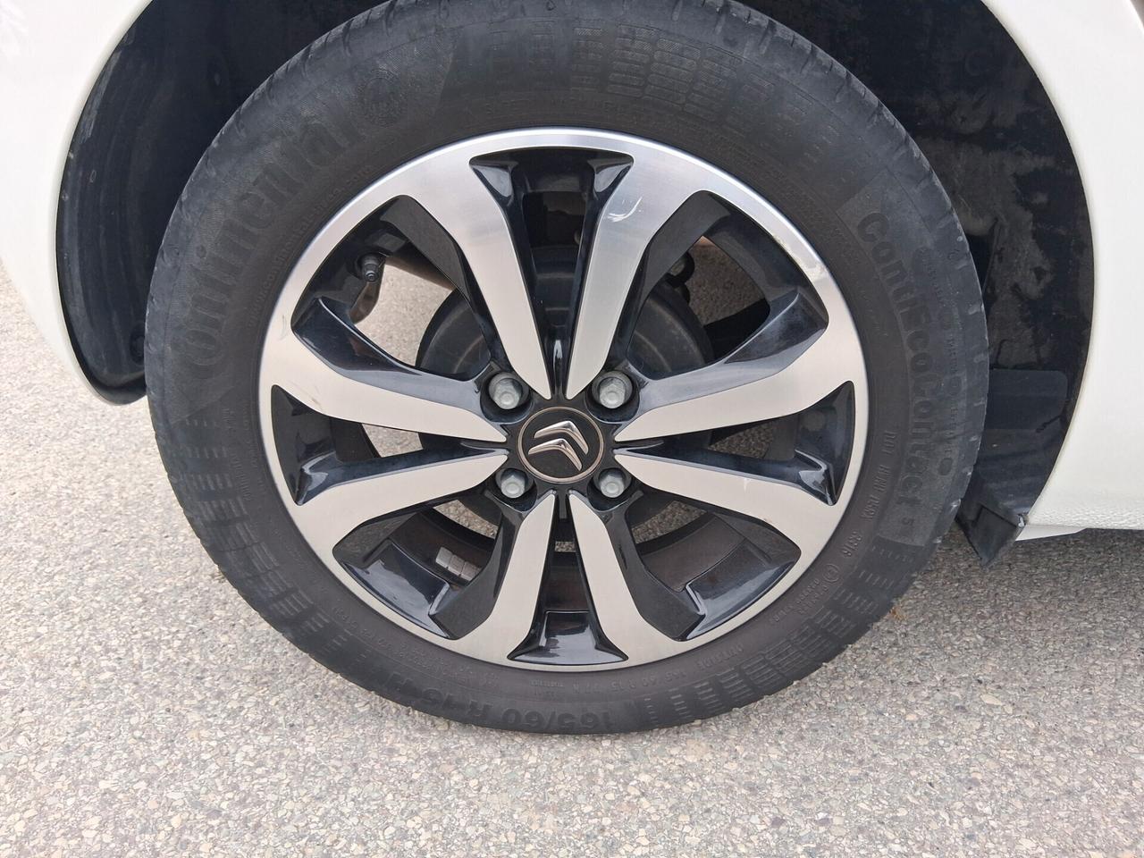 Peugeot 108 VTi 68 ETG 5 Porte Automatica