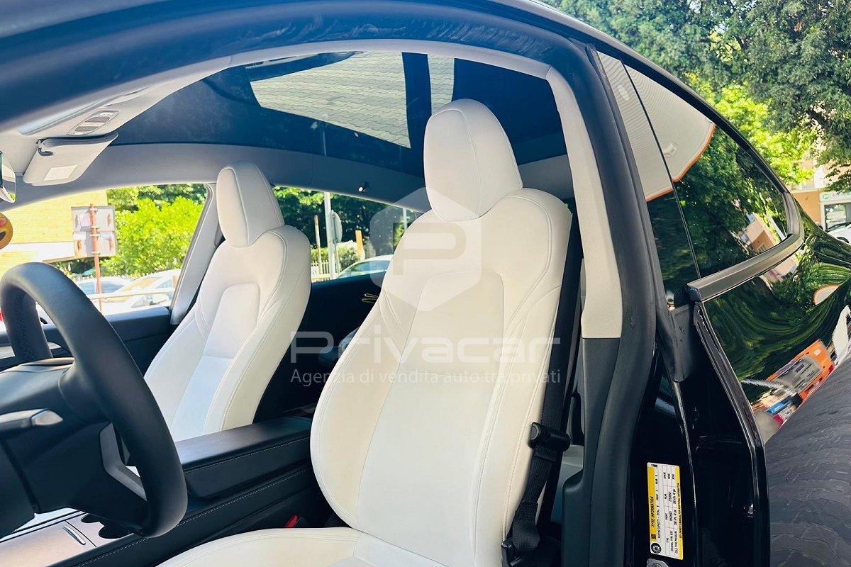 TESLA Model Y Performance AWD