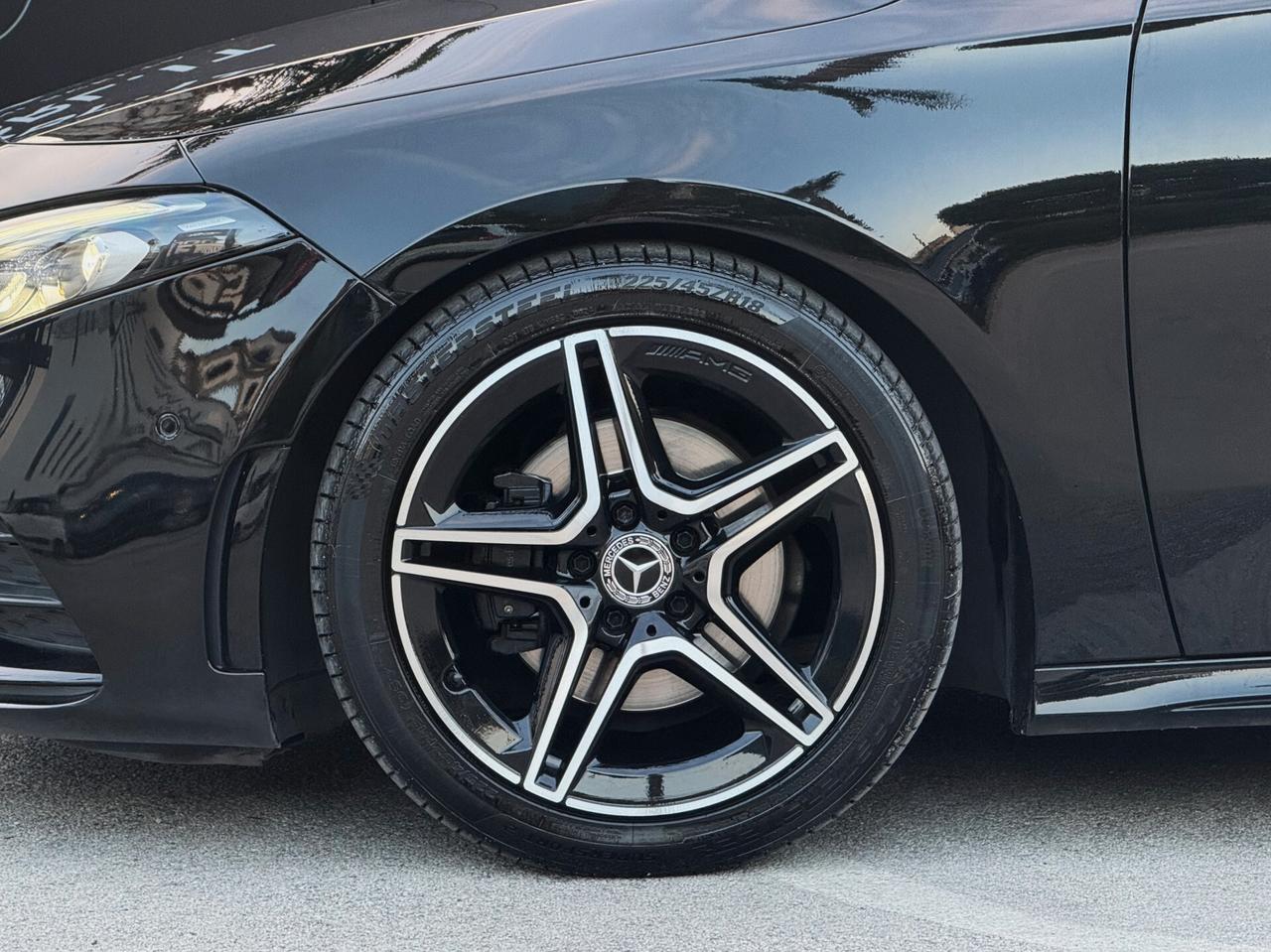 Mercedes-Benz A 180 d Premium AMG TETTO PACK LUCI