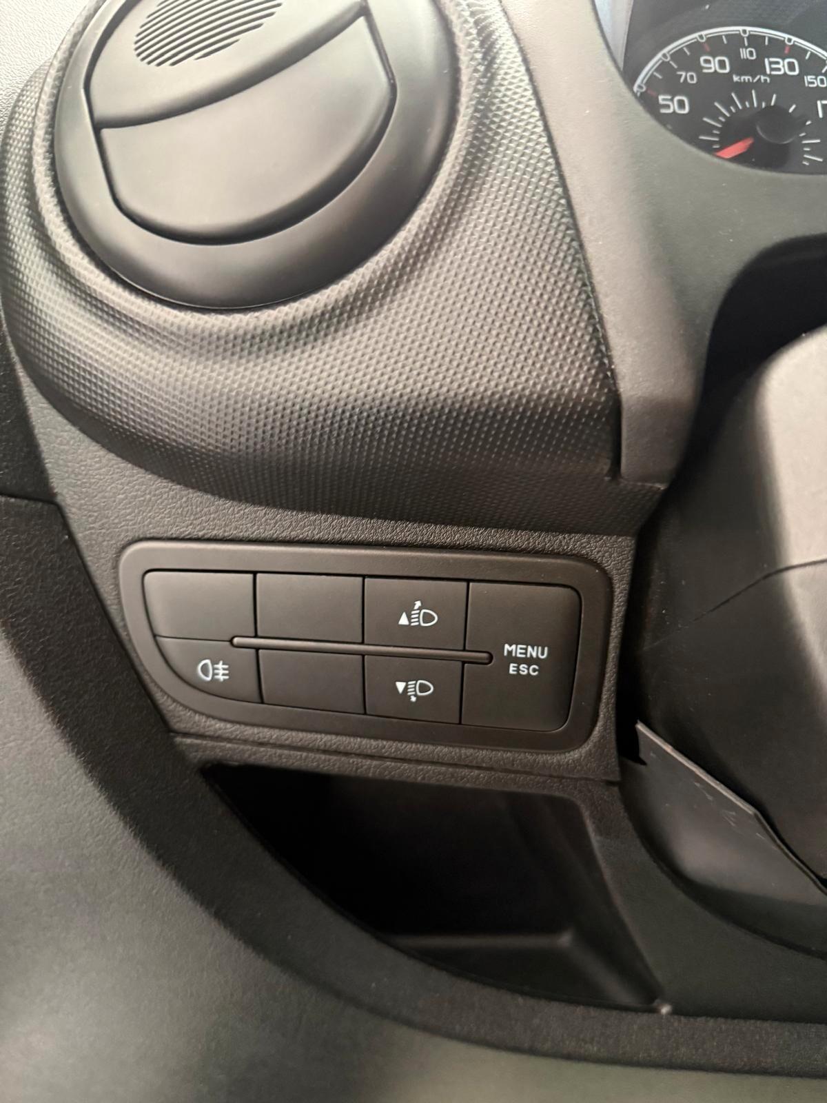 Fiat Qubo 1.3 MJT 75 CV Trekking