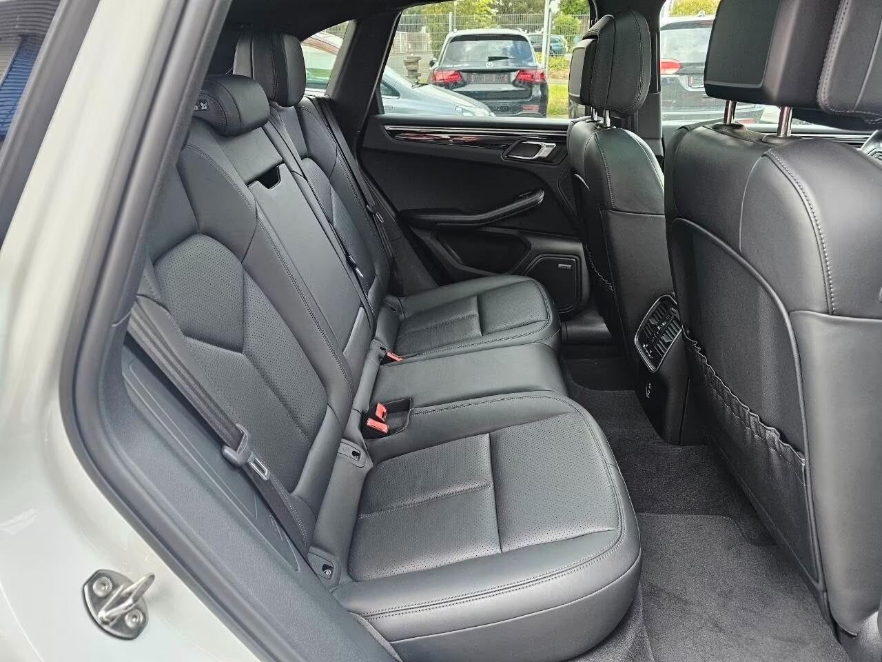 PORSCHE*MACAN*265CV*TETTO*ACC*LED*360°*BOSE*MEMORY-COMFORT*DAB+*21"*