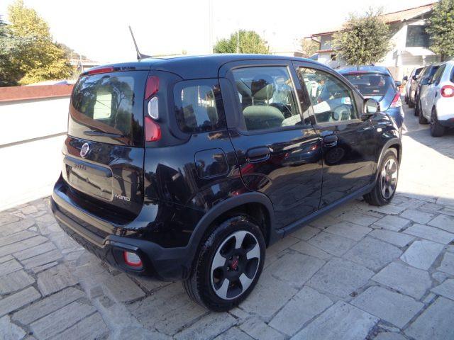 FIAT New Panda 1000 HYBRID CITY CROSS PLUS 70CV CARPLAY CLIMAUTO