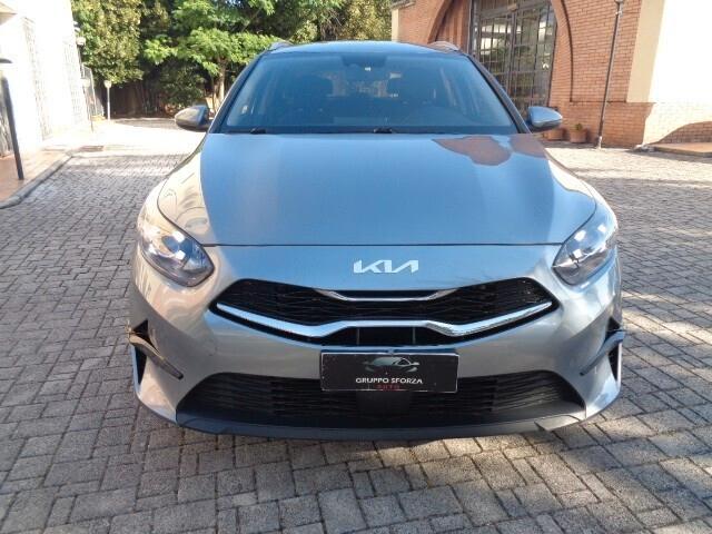 Ceed 1.6 CRDi 136 CV MHEV DCT SW Business NESSUN VINCOLO DI FINANZIAMENTO