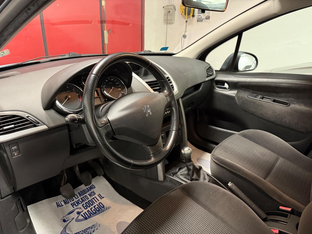PEUGEOT 207 1.4 88CV 5p. XT NEOPATENTATI SOLI 79 MILA KM