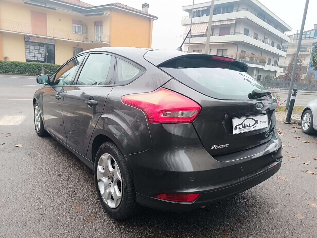 Ford Focus 1.0 DISTRIBUZIONE NUOVA, NAVIGATORE