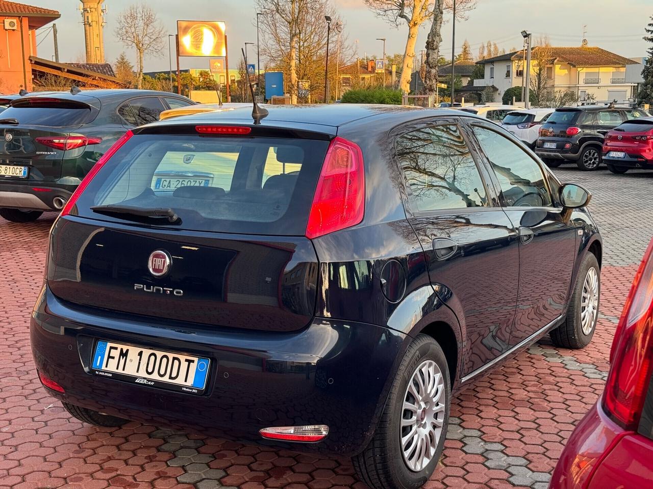 Fiat Punto 1.2 neopatentati 8V 5 porte Street