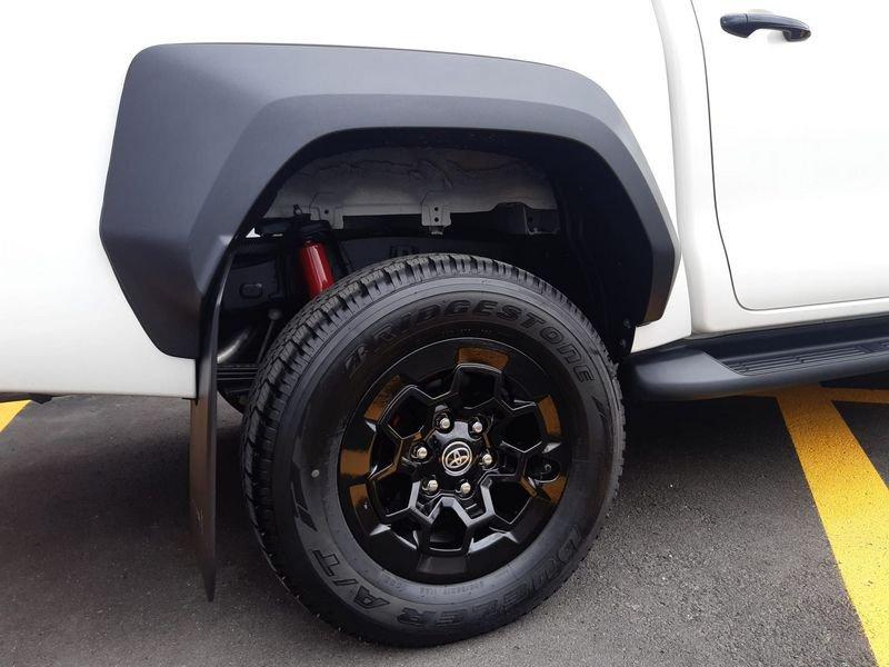 Toyota Hilux 2.8 D-4D A/T 4WD 4 porte Double Cab GR SPORT