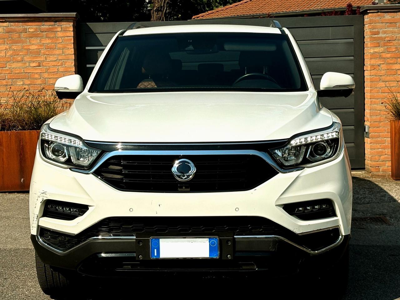 SSANGYONG REXTON 2.2D aut.-7POSTI-FULL-2019