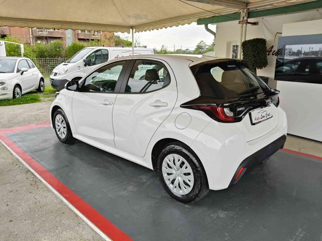 TOYOTA Yaris 1.0 5 porte Active