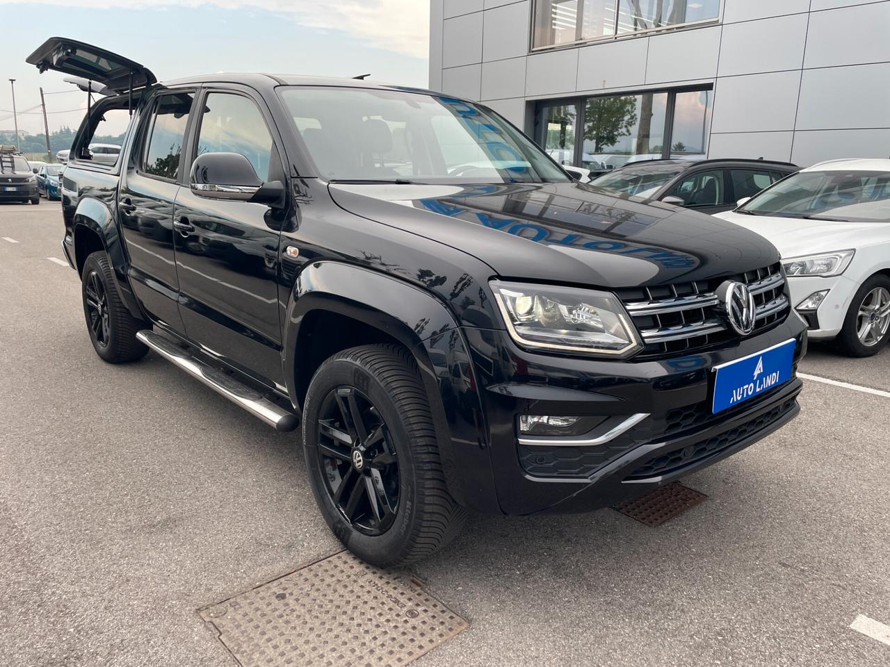 Volkswagen Amarok 3.0 V6 TDI 4MOTION BMT permanente aut. DC Highline DOPPA CABINA