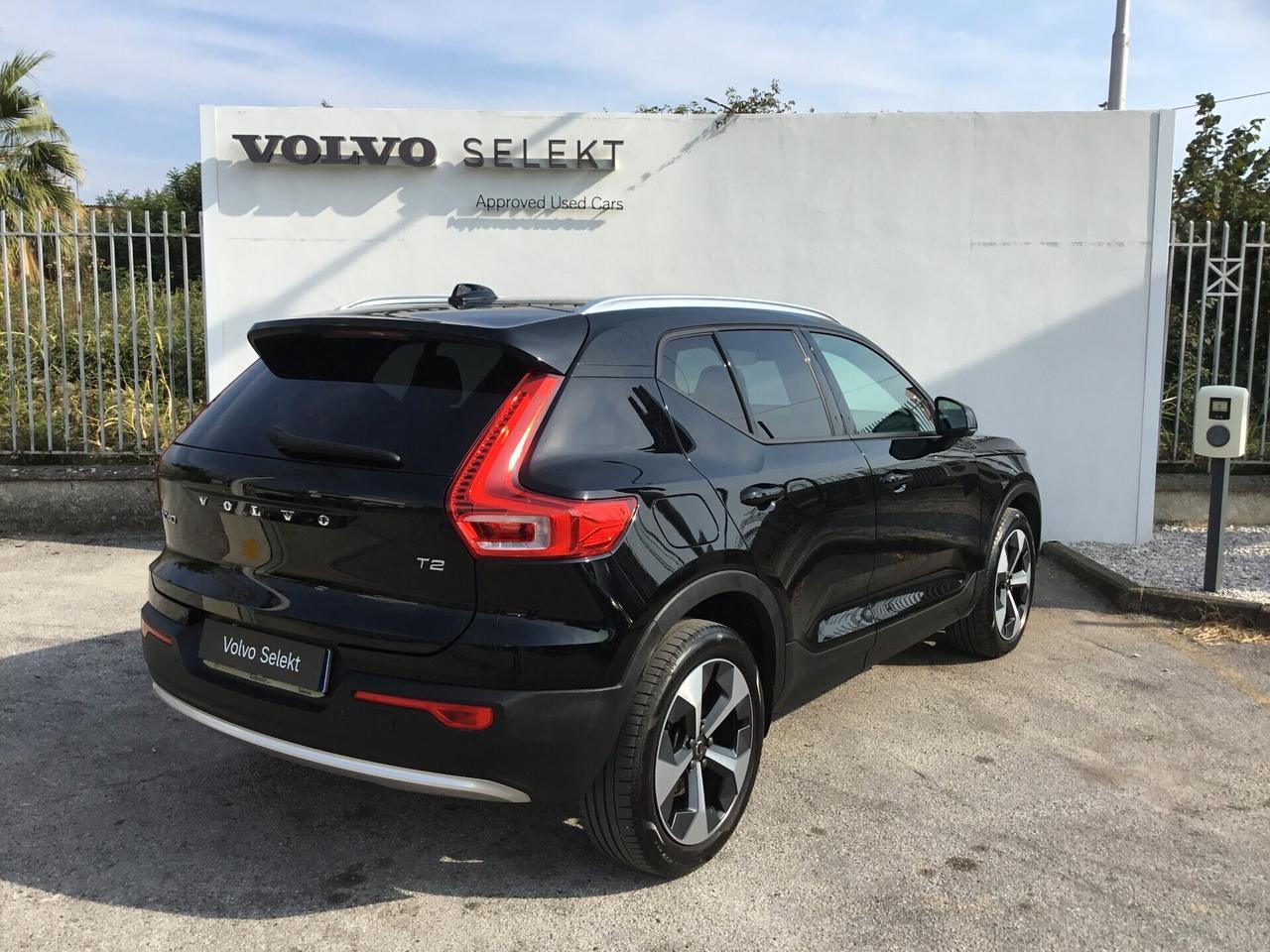 Volvo XC40 T2 Core CAMBIO AUTOMATICO
