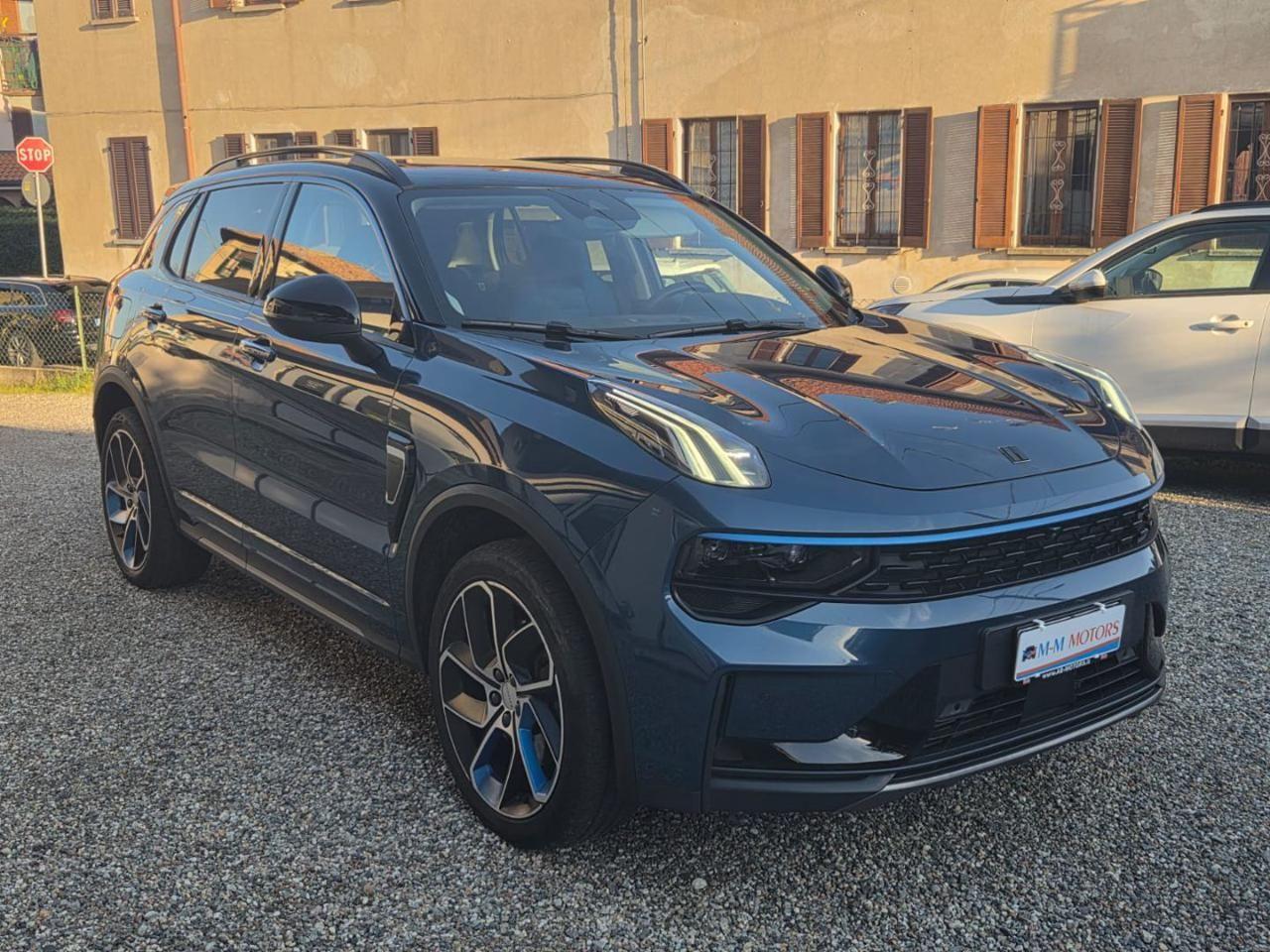 LYNK & CO 01 PHEV