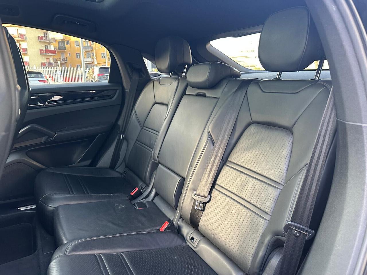 Porsche Cayenne Coupé 3.0 V6
