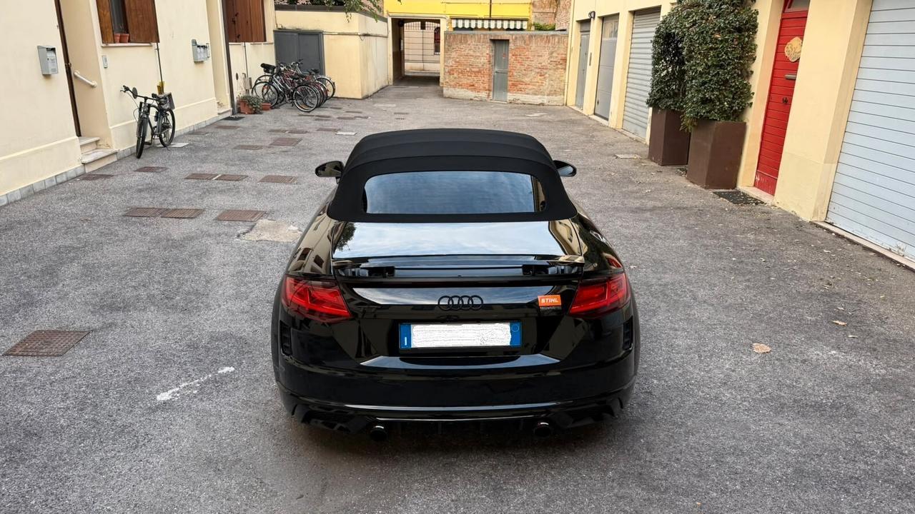 Audi TT Roadster 45 TFSI quattro S tronic