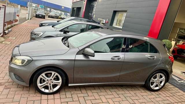 Mercedes-Benz A 180 1.5 CDi 109CV Automatico Sport + Neopatentato