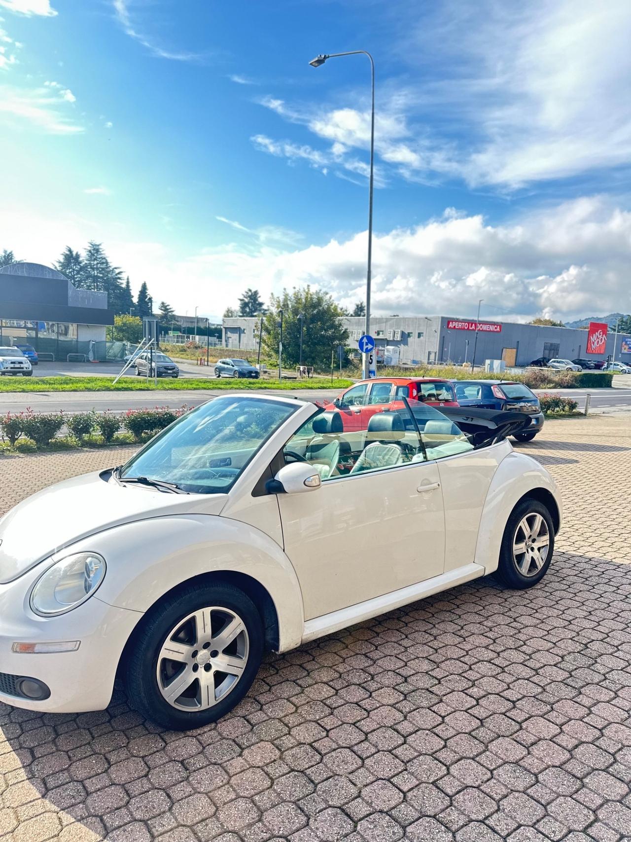 VOLKSWAGEN NEW BEETLE CABRIO 1.9 TDI