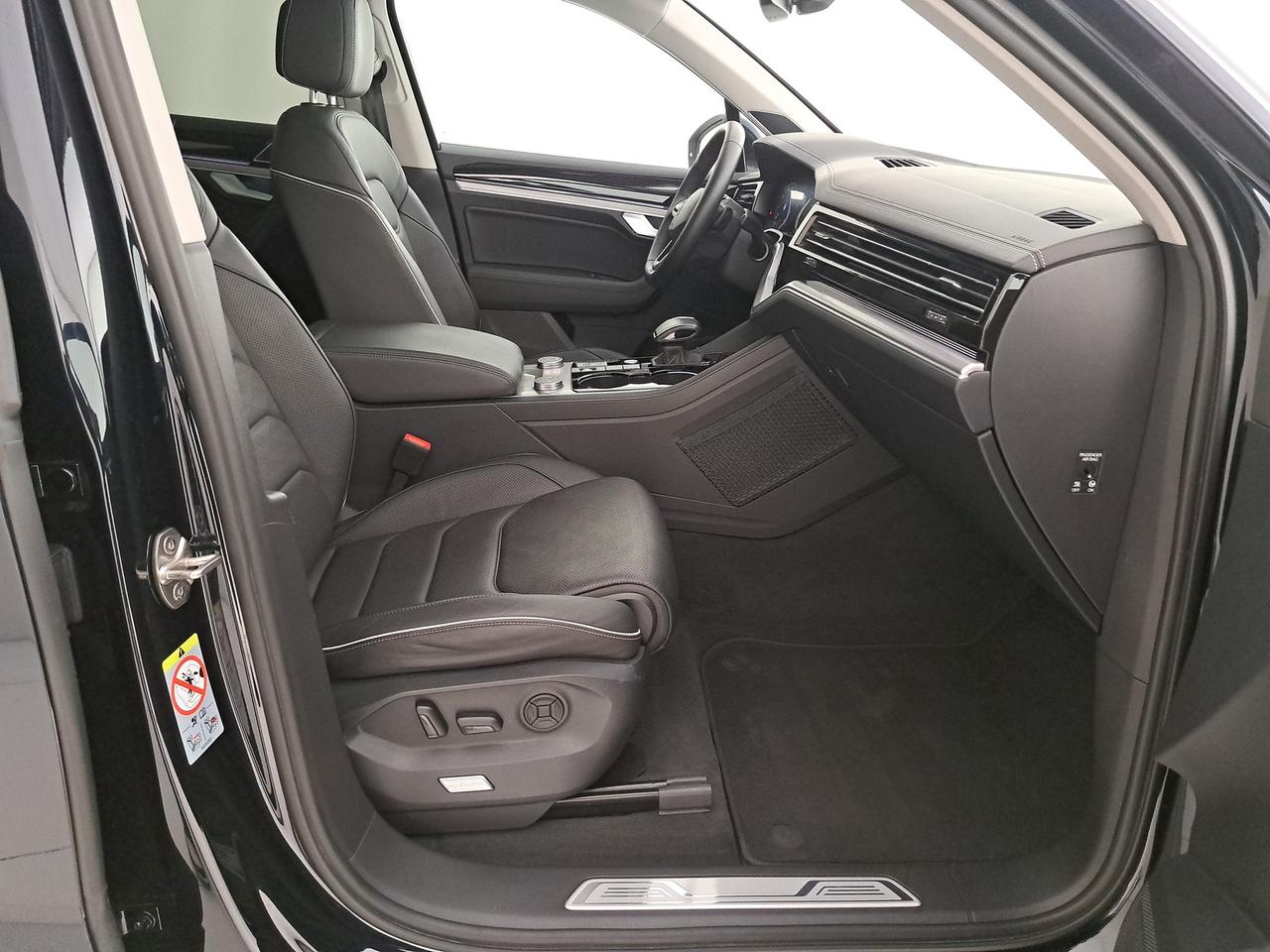 Volkswagen Touareg 3.0 v6 tsi elegance 340cv tiptronic