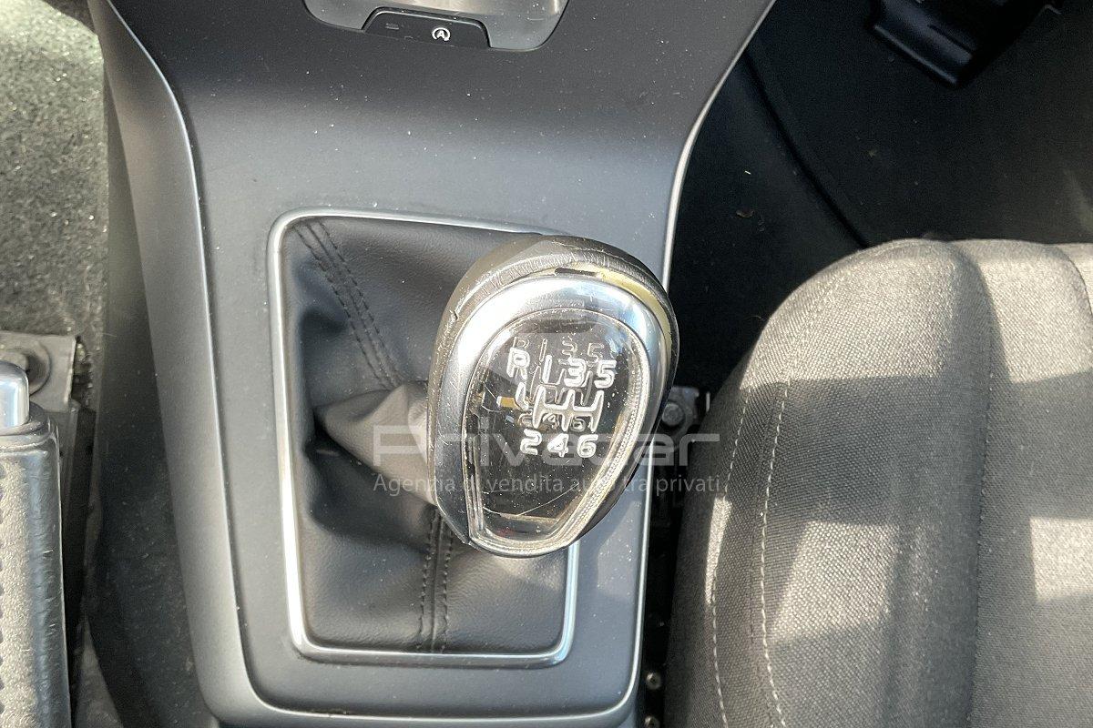 VOLVO V40 T2 Kinetic