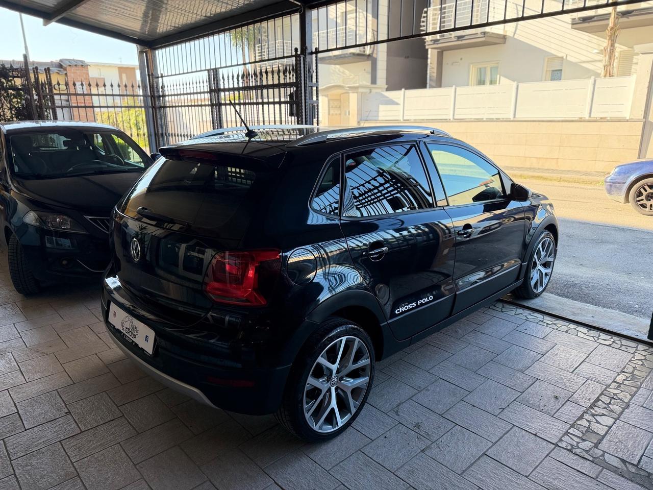 Volkswagen Polo Cross 1.4 TDI DSG BlueMotion Technology