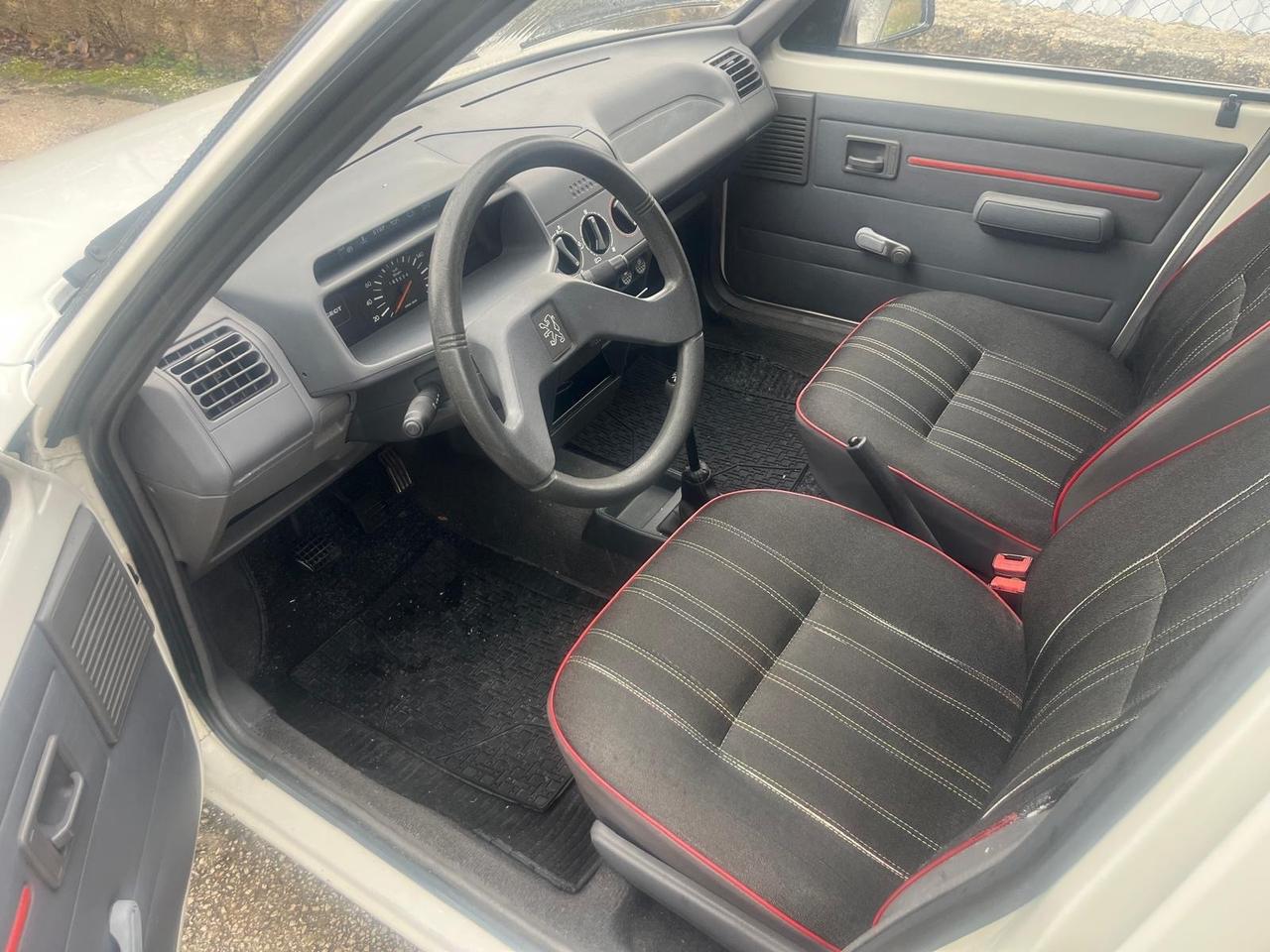 Peugeot 205 954i cat 5 porte Look