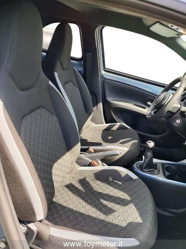 Toyota Aygo X 1.0 VVT-i 72 CV 5 porte Trend