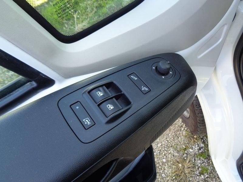 Peugeot Boxer Boxer 333 2.0 BlueHDi 130CV PC-TM Furgone +IVA