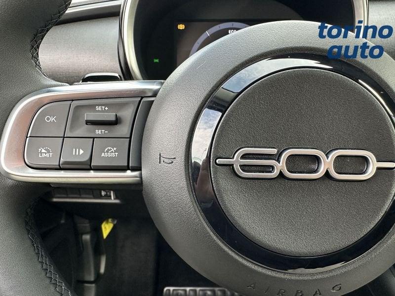 FIAT 600 1.2 Hybrid 110cv