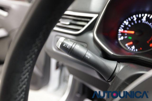 RENAULT Clio TCE 90 CV 5 PORTE BUSINESS NEOPATENTATI