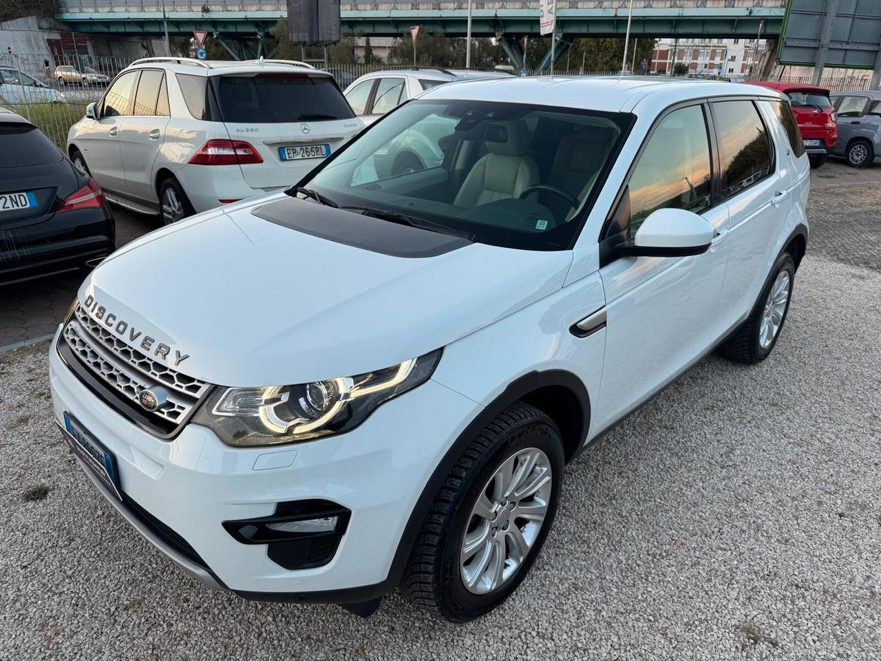 LAND ROVER - Discovery - Sport 2.2 TD4 HSE - FINANZIABILE - PERMUTE