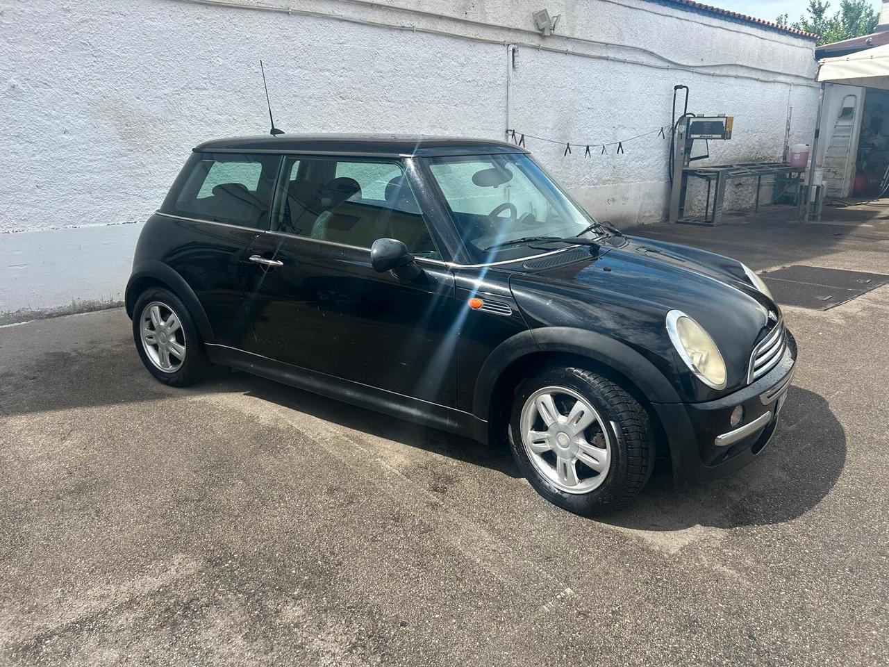 Mini One 1.4cc diesel(PRIVATO)-2005