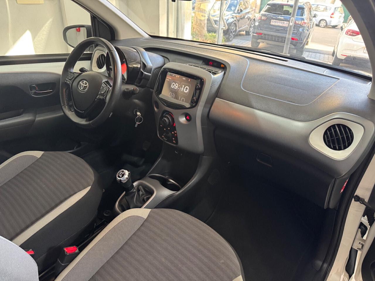 Toyota Aygo Connect 1.0 72CV 5p x-business