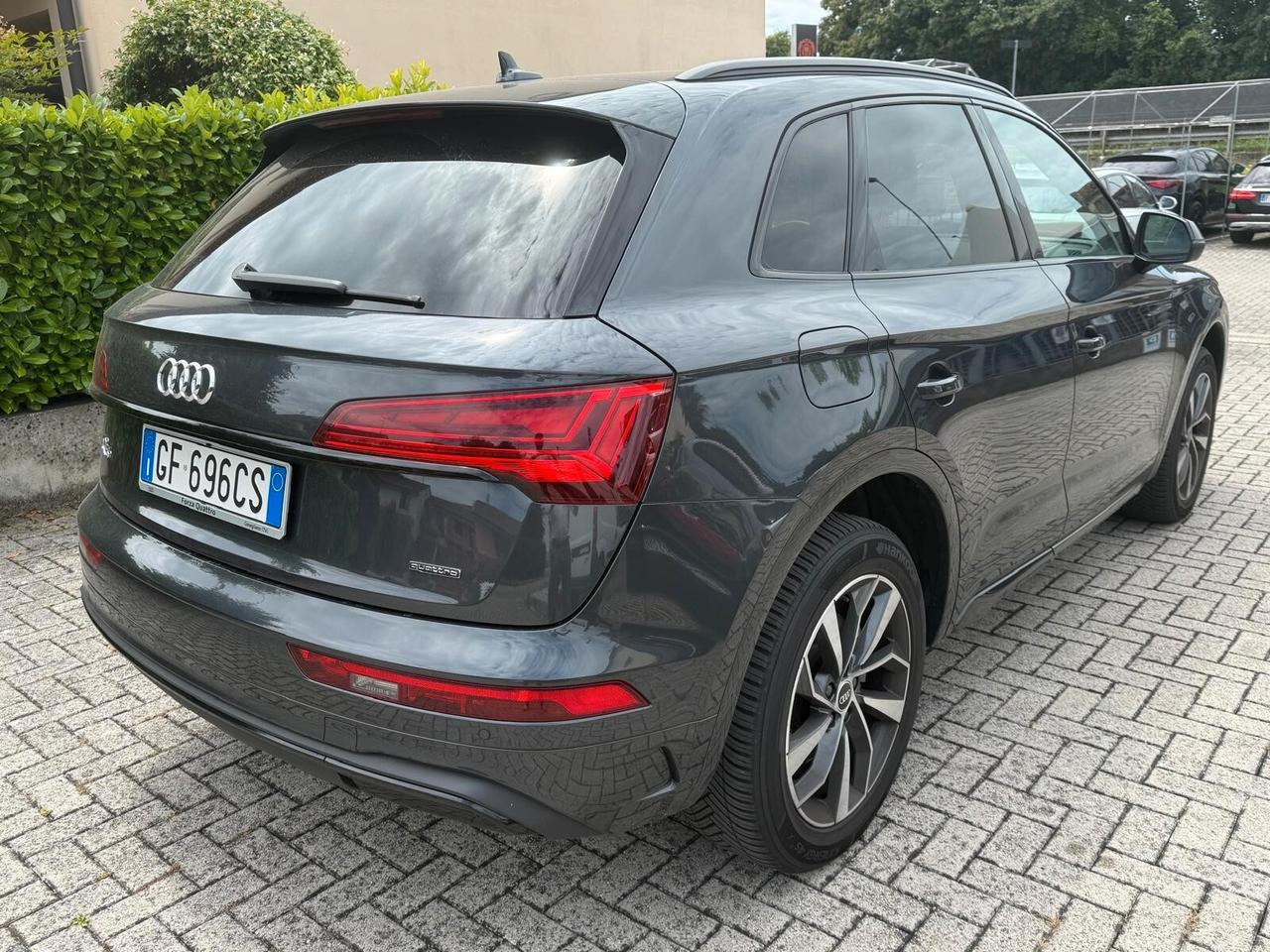 Audi Q5 40 TDI 204 CV quattro Book service AUDI