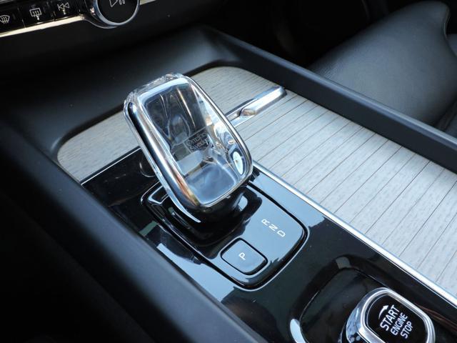 VOLVO XC60 B5 (d) AWD Geartronic Inscription