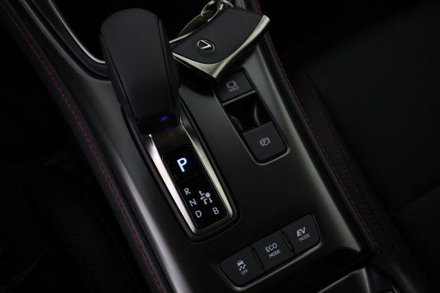 LEXUS LBX LBX Hybrid Elegant