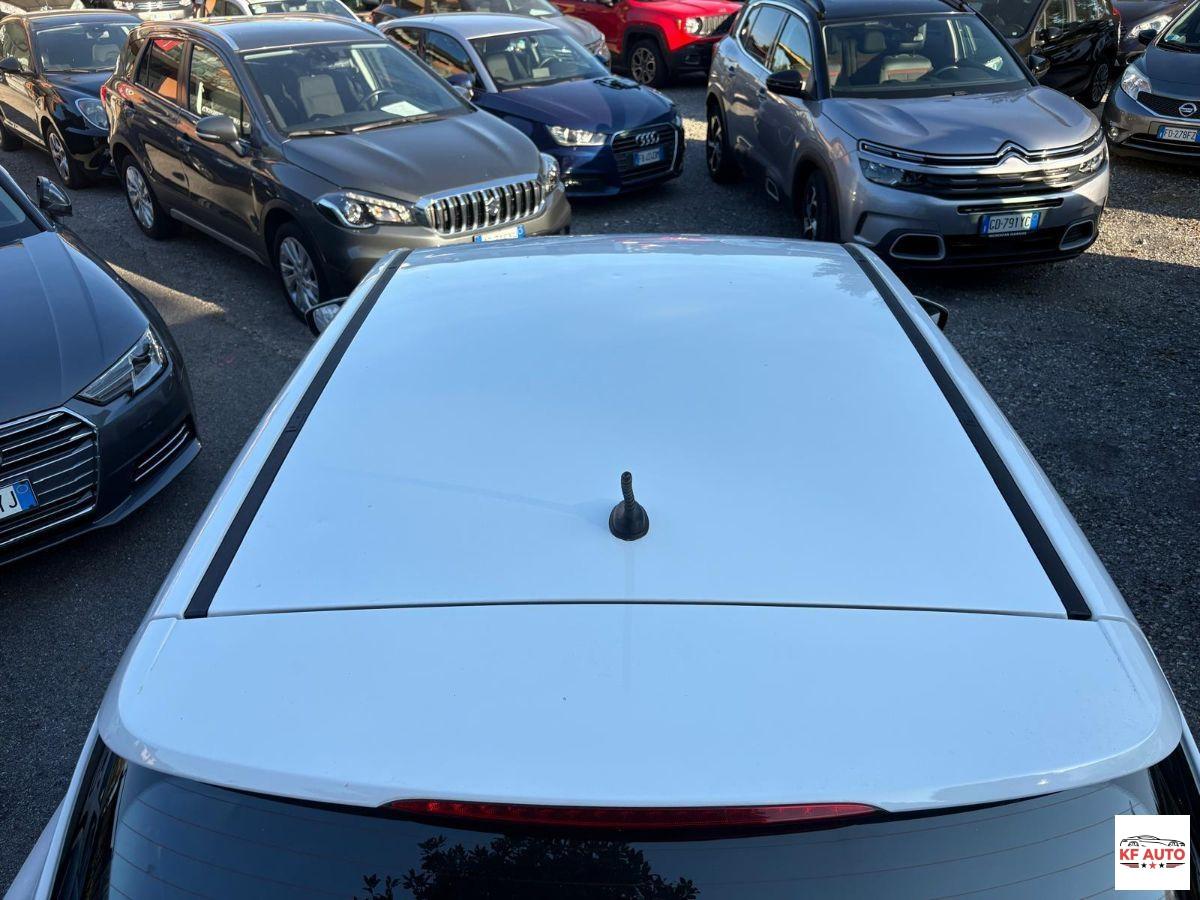 HYUNDAI - i30 - 1.6 CRDi 5p. Classic